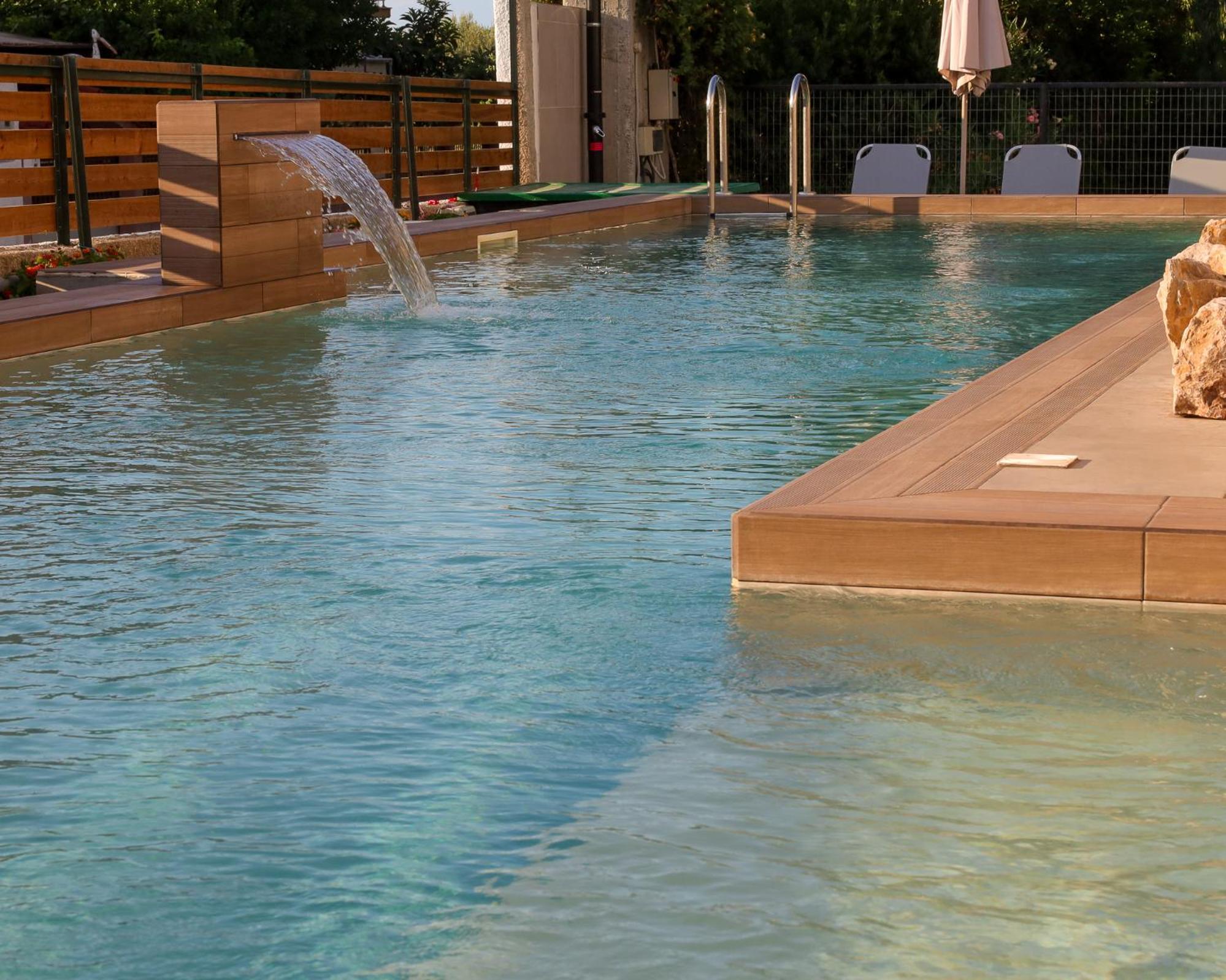 Corinthian Village 벌하티 외부 사진